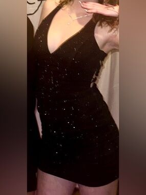Windsor Black Sequin Backless V-Neck Dress Homecoming/Prom